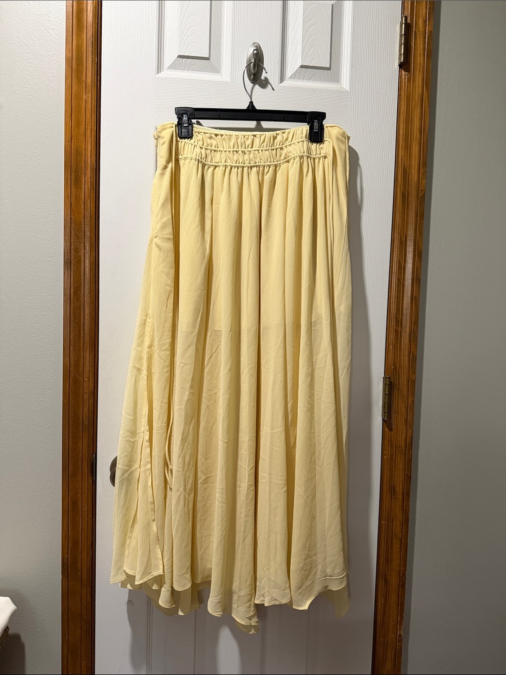 H&M Pale Yellow Maxi Skirt with Side Ties - Picture 2 of 3